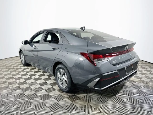 New 2026 Gray Hyundai SE image 5