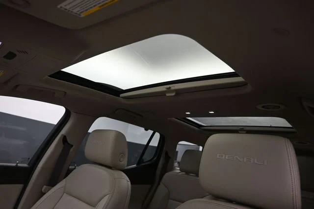 Certified Used 2019 White Frost Tri-Coat GMC Denali image 19
