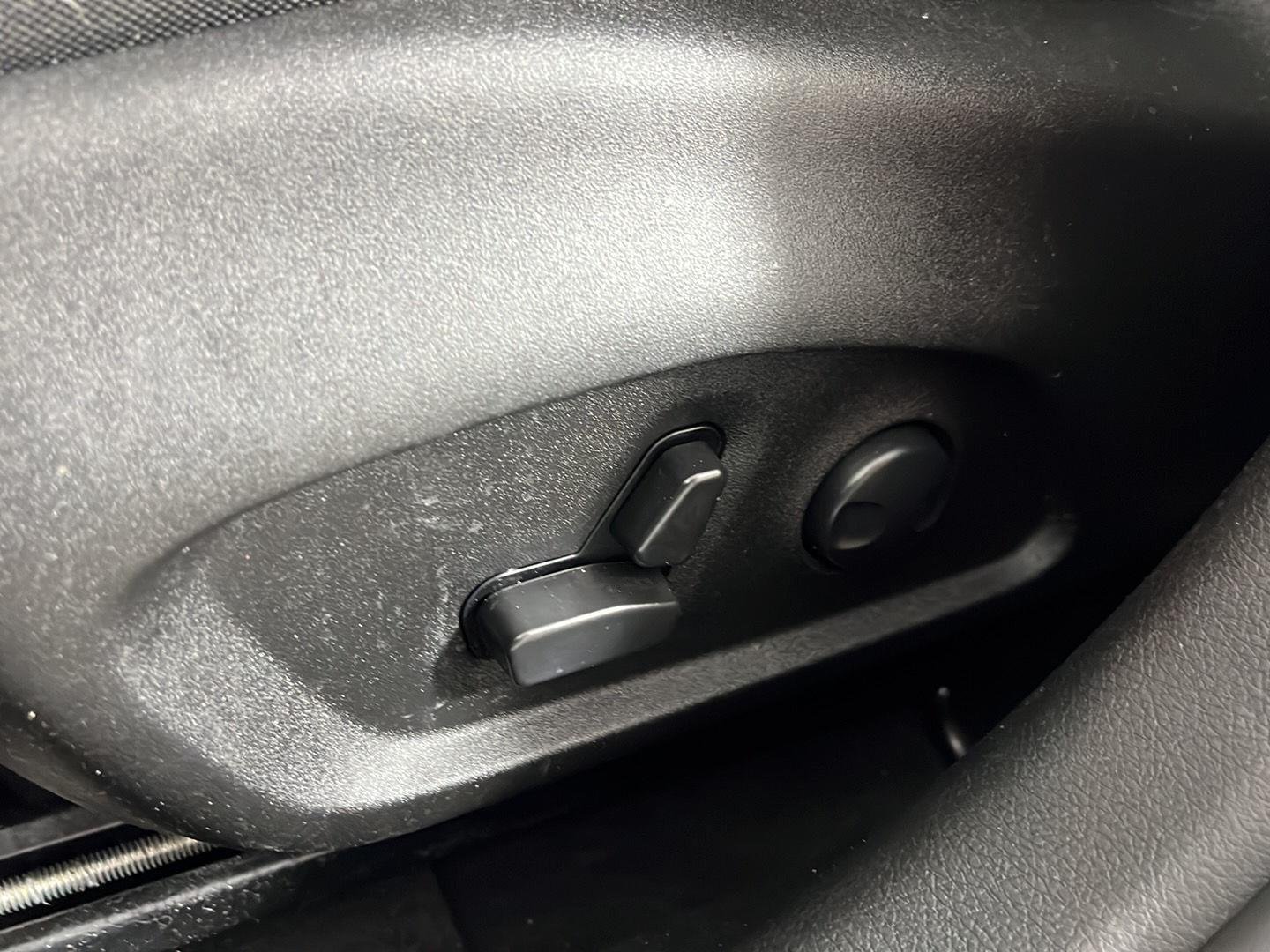 Used 2022 Graphite Gray Jeep  image 11