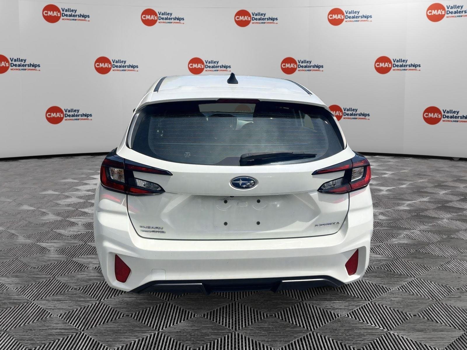 Used 2024  Subaru Sport image 18
