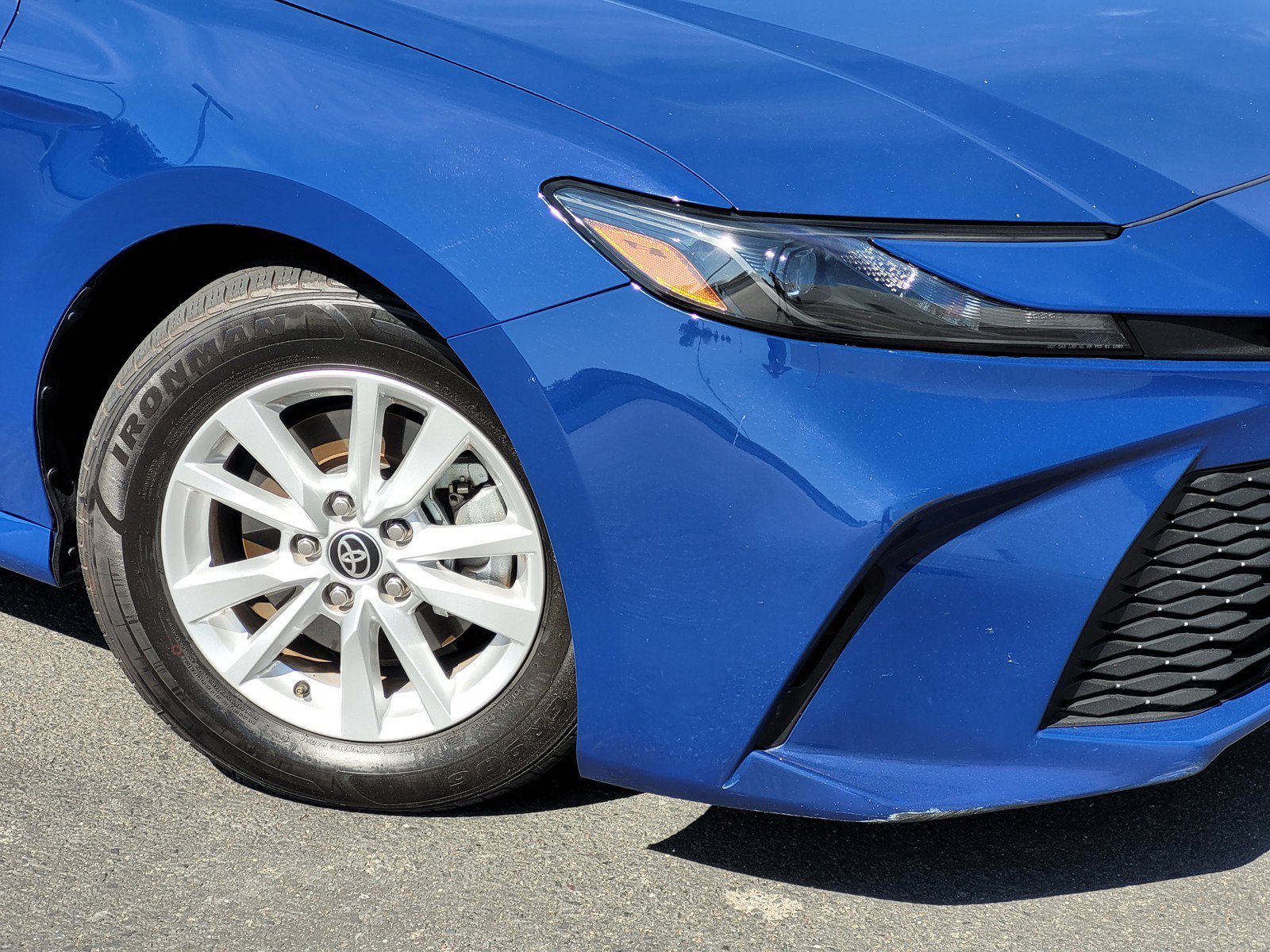 Used 2025 Blue Toyota  image 9