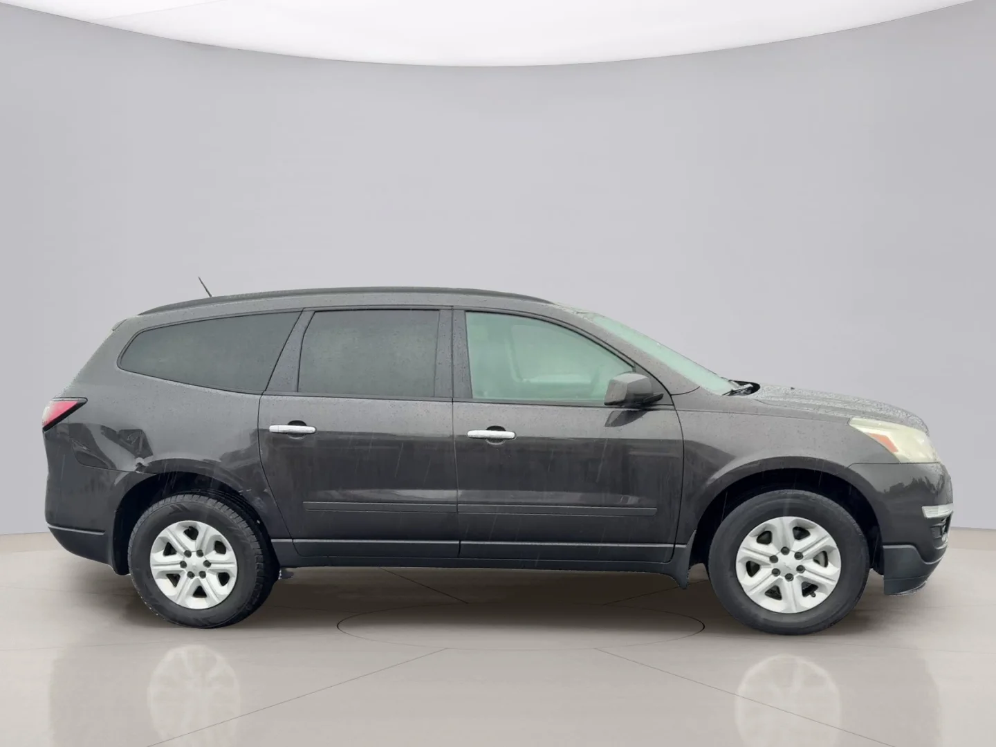Used 2017 Gray Chevrolet LS image 6