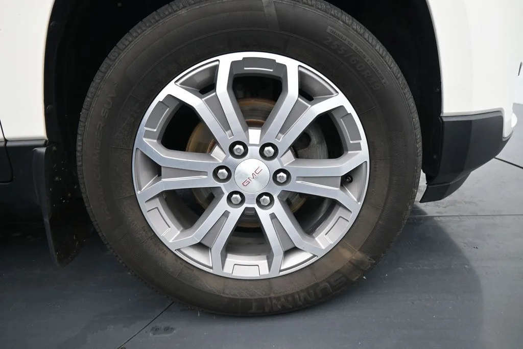 Used 2013 White GMC SLT-1 image 11