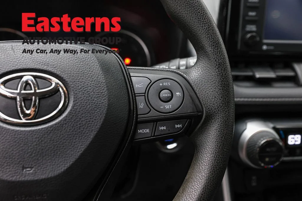 Used 2021 Black Toyota XLE image 15