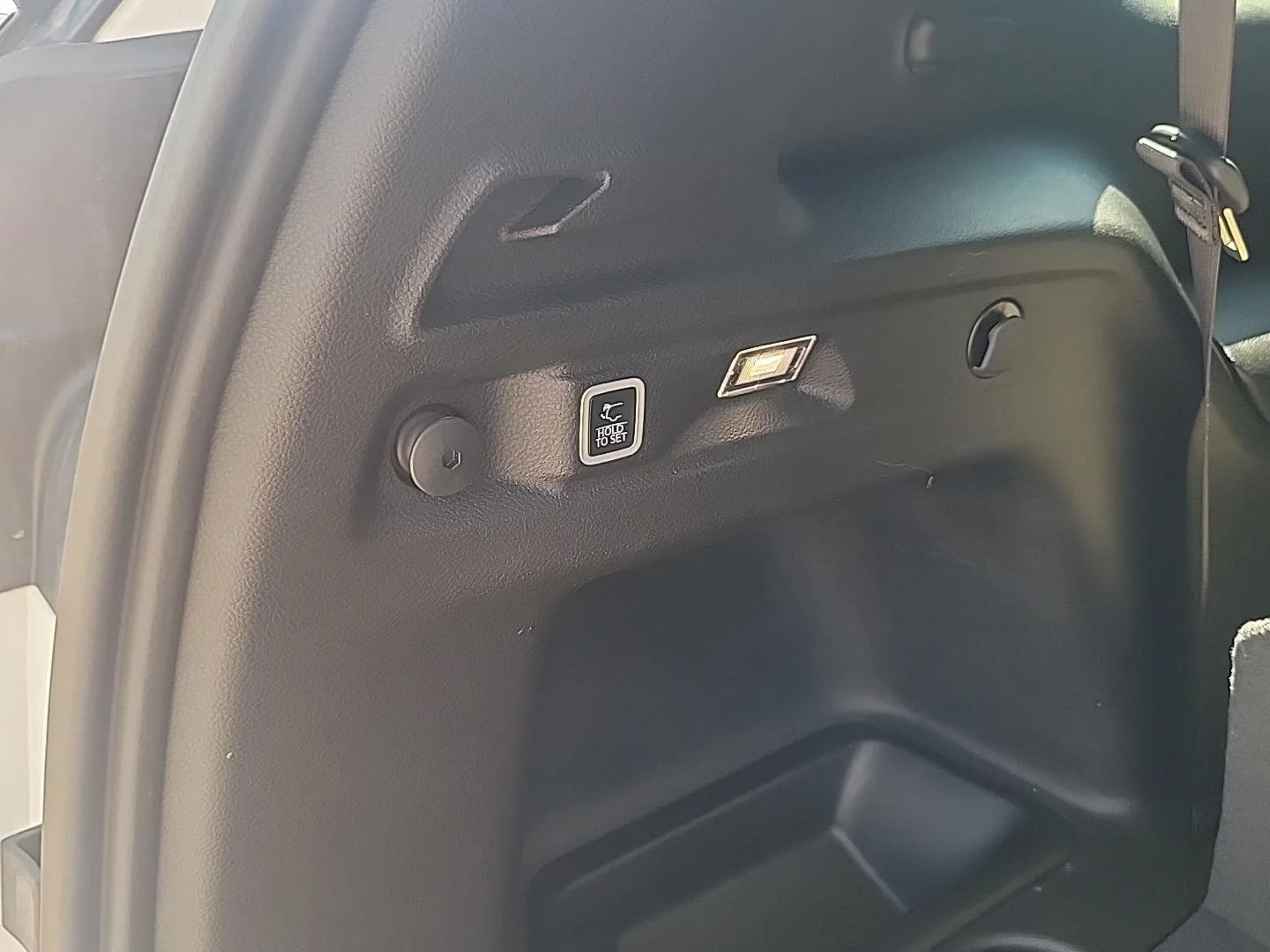 Used 2025 Bright White Clearcoat Jeep Limited image 22
