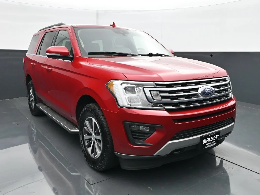 Used 2020 Red Metallic Ford XLT image 12