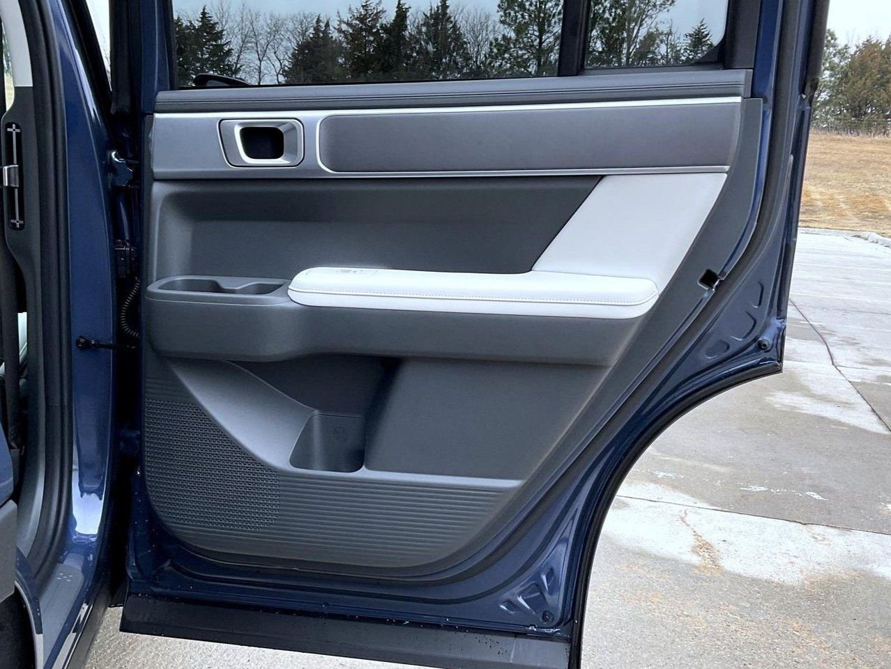 New 2026 Blue Hyundai SEL image 18