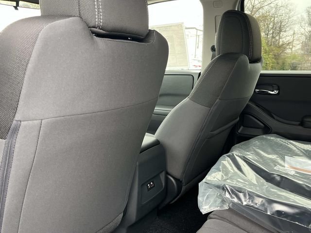 New 2026 Super Black Nissan Crew Cab SV image 19