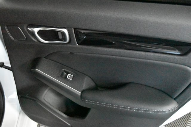 Used 2023  Honda Touring image 42