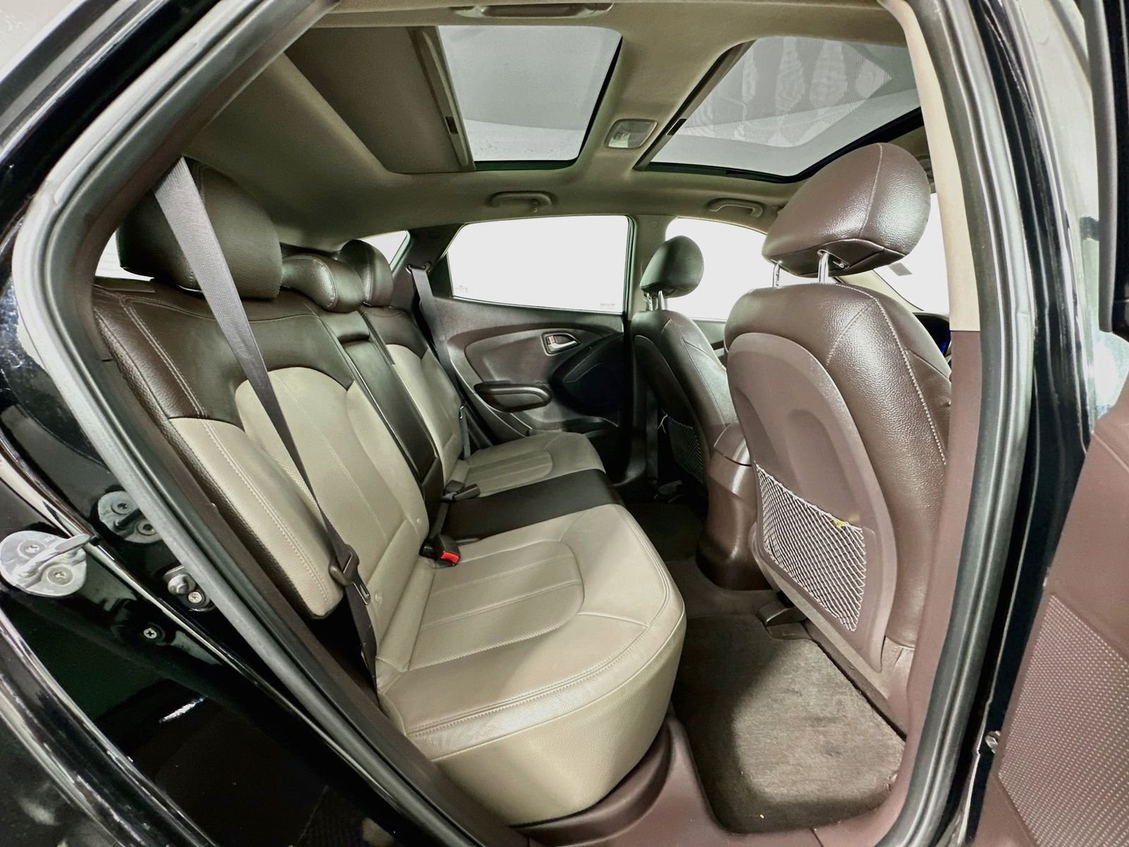 Used 2010 Ash Black Hyundai Limited image 28