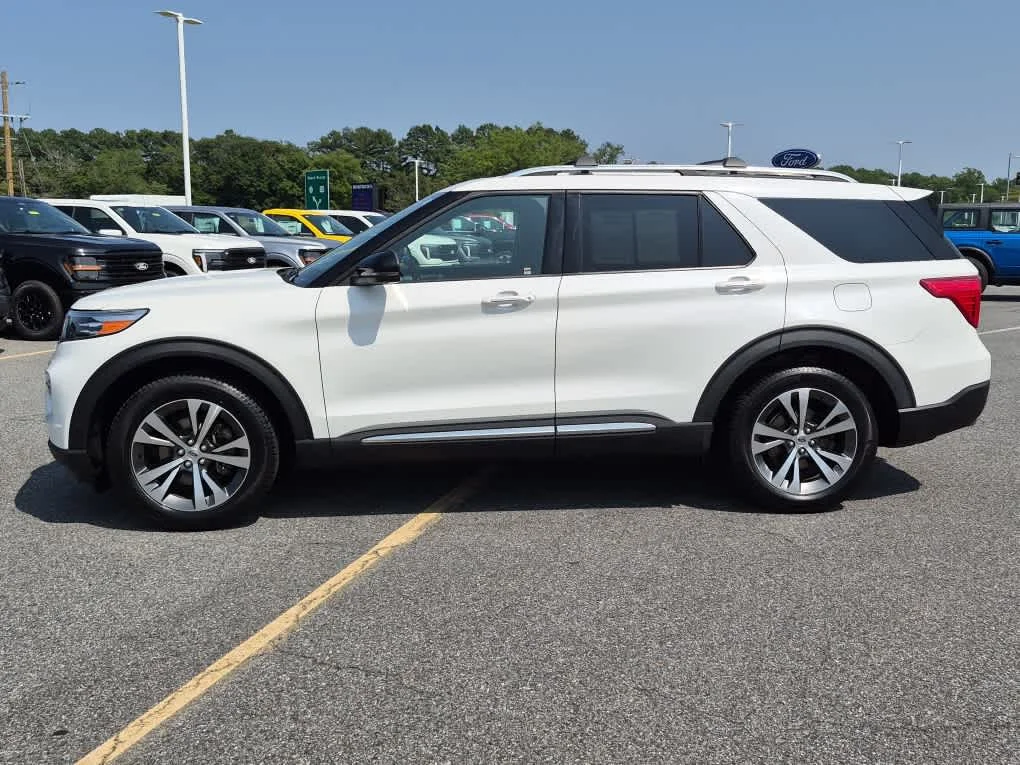 2020 Ford Explorer