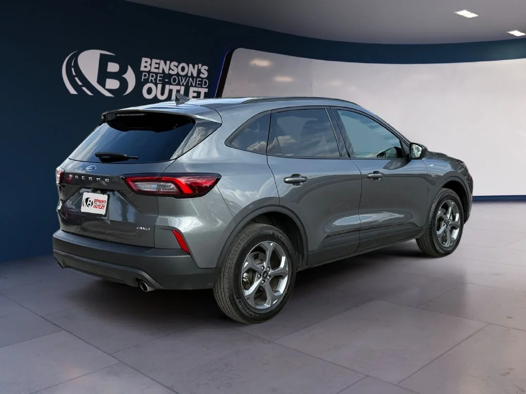 Used 2025 Gray Ford ST-Line image 5