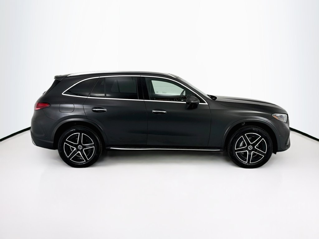 Certified Used 2026 Grey Mercedes-Benz GLC 300 image 4