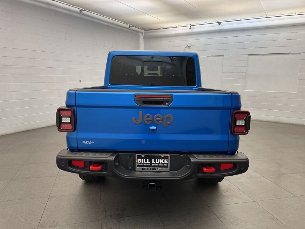 New 2026 Hydro Blue Pearl-Coat Exterior Paint Jeep Rubicon X image 4
