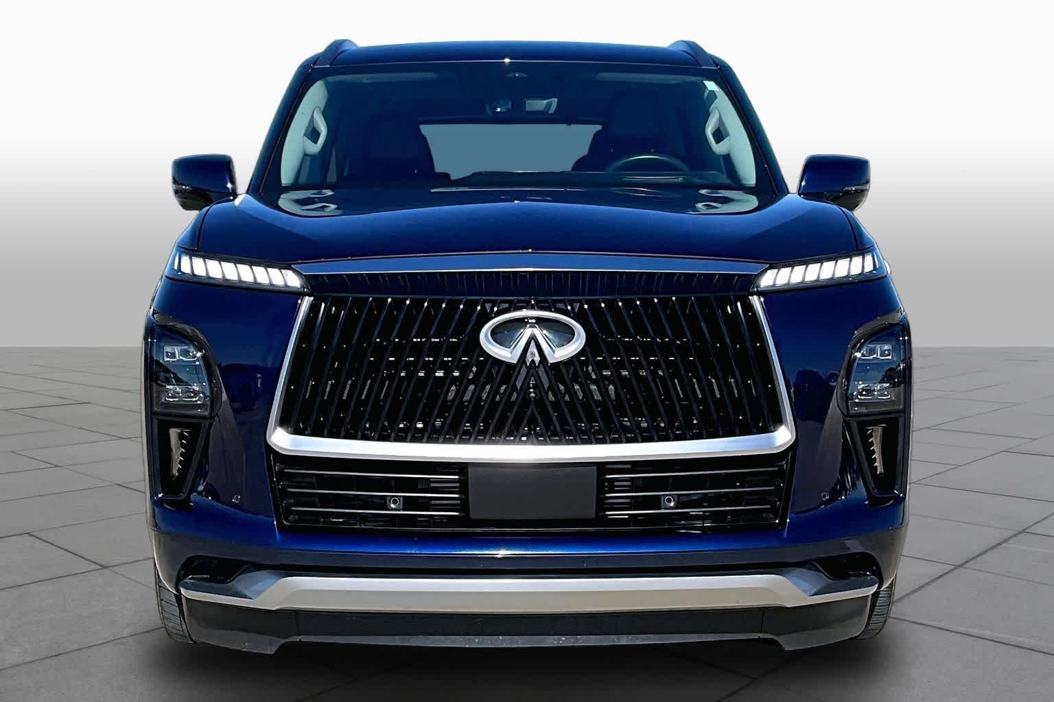 Used 2025 Grand Blue INFINITI LUXE image 7