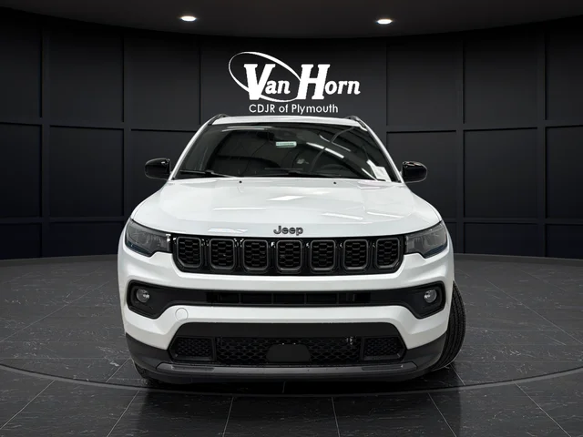 New 2026 Bright White Clear-Coat Exterior Paint Jeep Latitude image 2