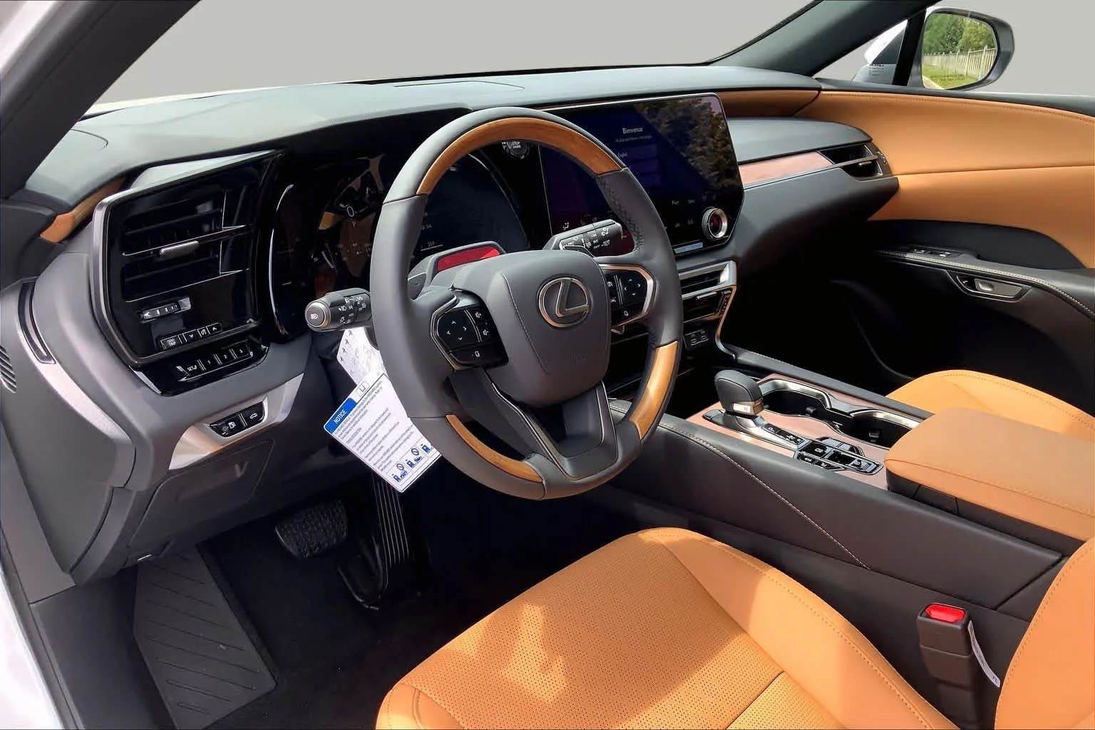 New 2026 Eminent White Pearl Lexus PREMIUM PLUS image 8