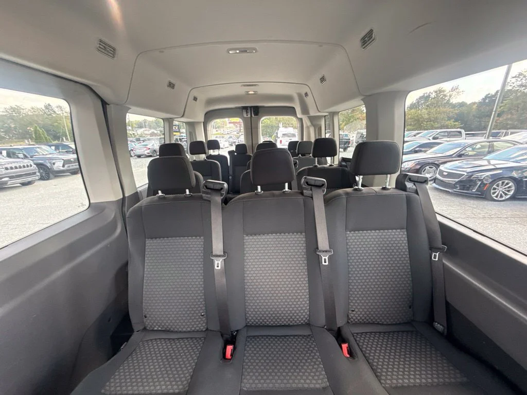 Used 2023 White Ford XL image 10