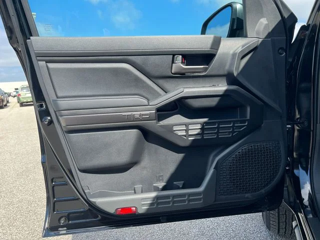 2026 Toyota Tacoma TRD Sport - Photo 12