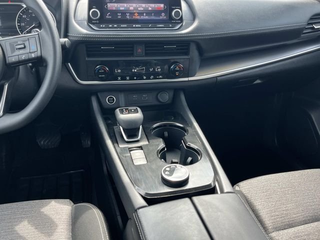 2023 Nissan Rogue SV - Photo 16