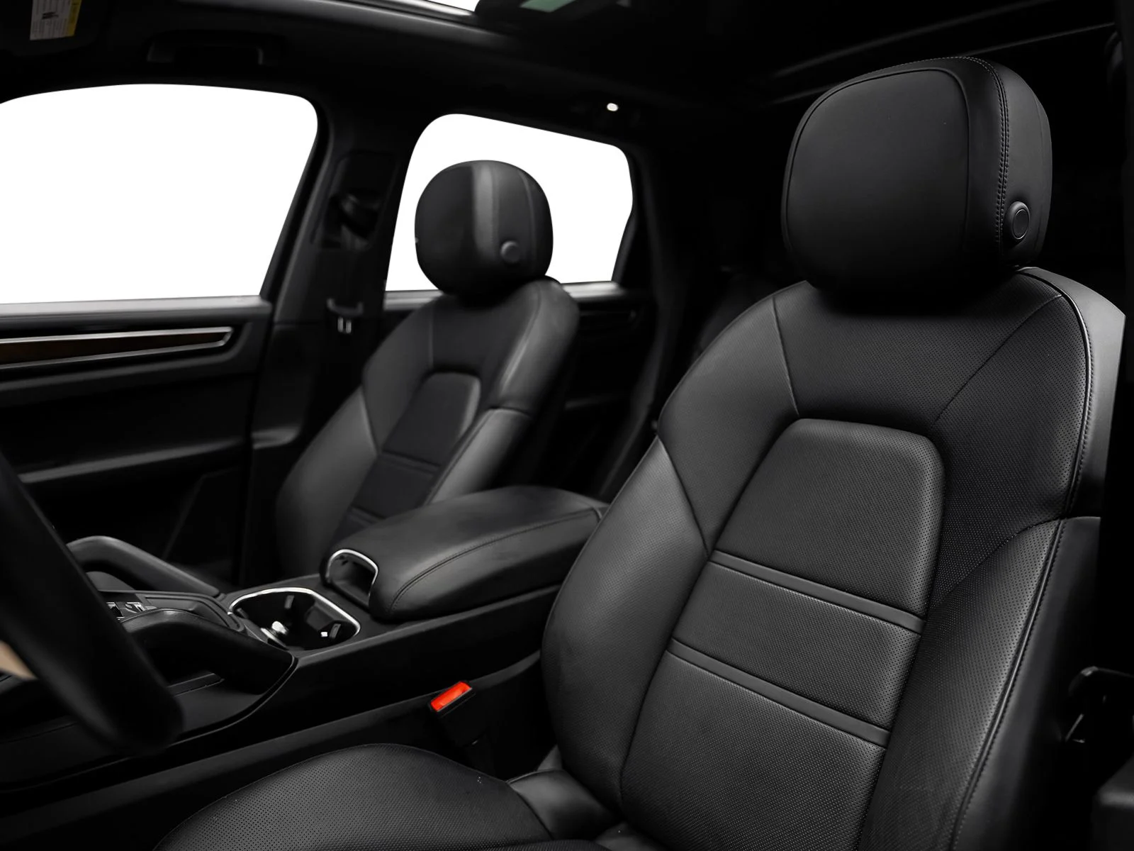 Used 2019 White Porsche Base image 31