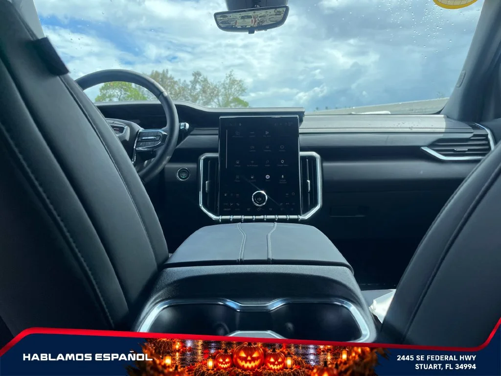 New 2026 Summit White GMC Elevation image 16