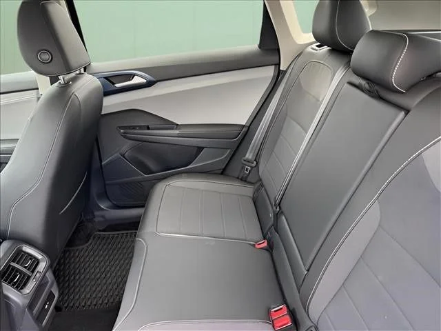 Used 2024 Black Volkswagen 1.5T SE image 10