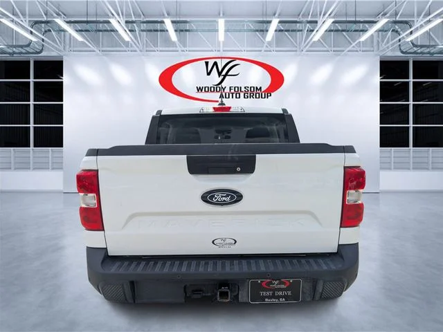 Used 2025 White Ford XL image 4