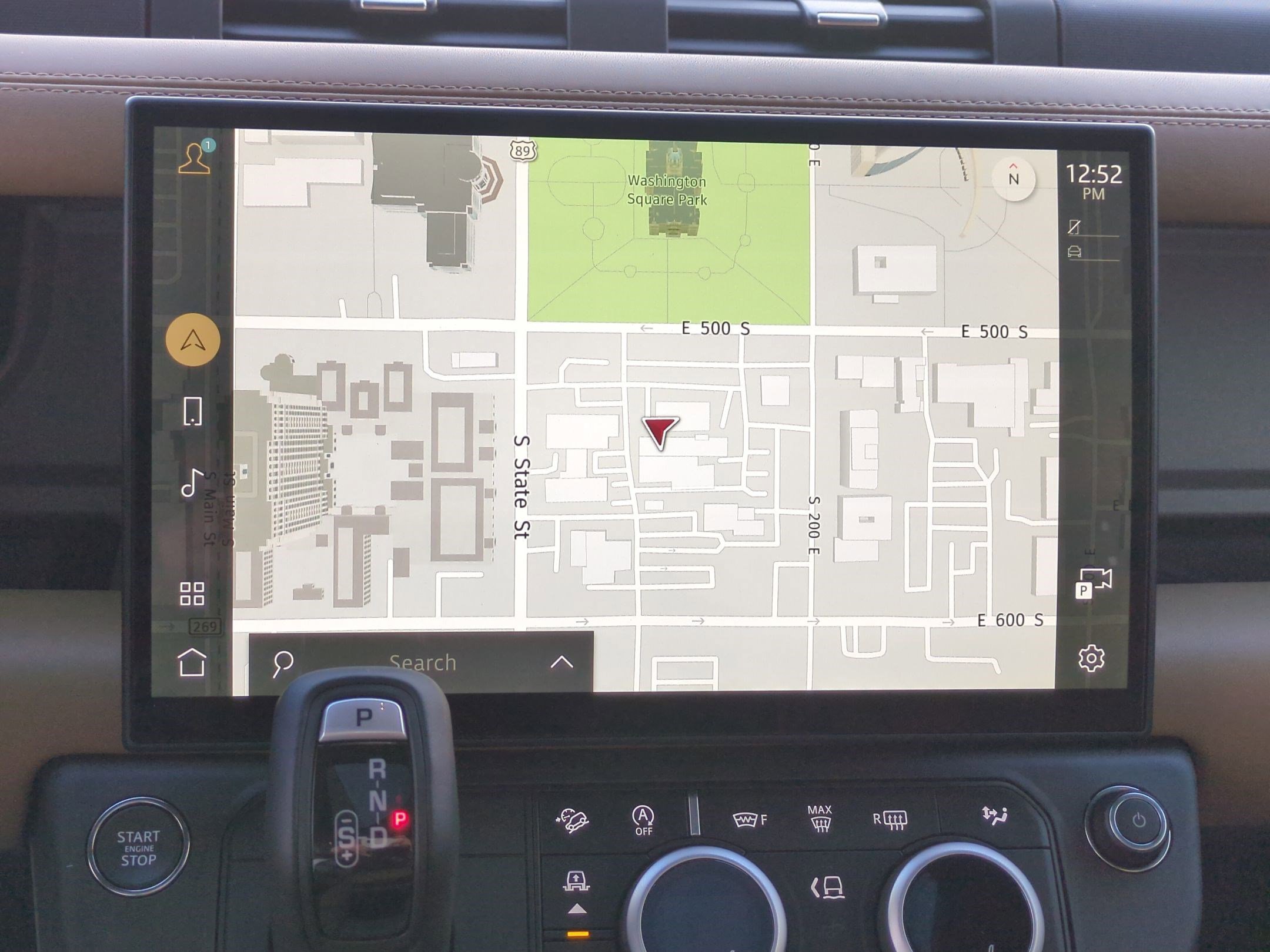 2026 Land Rover Defender V8 - Photo 18