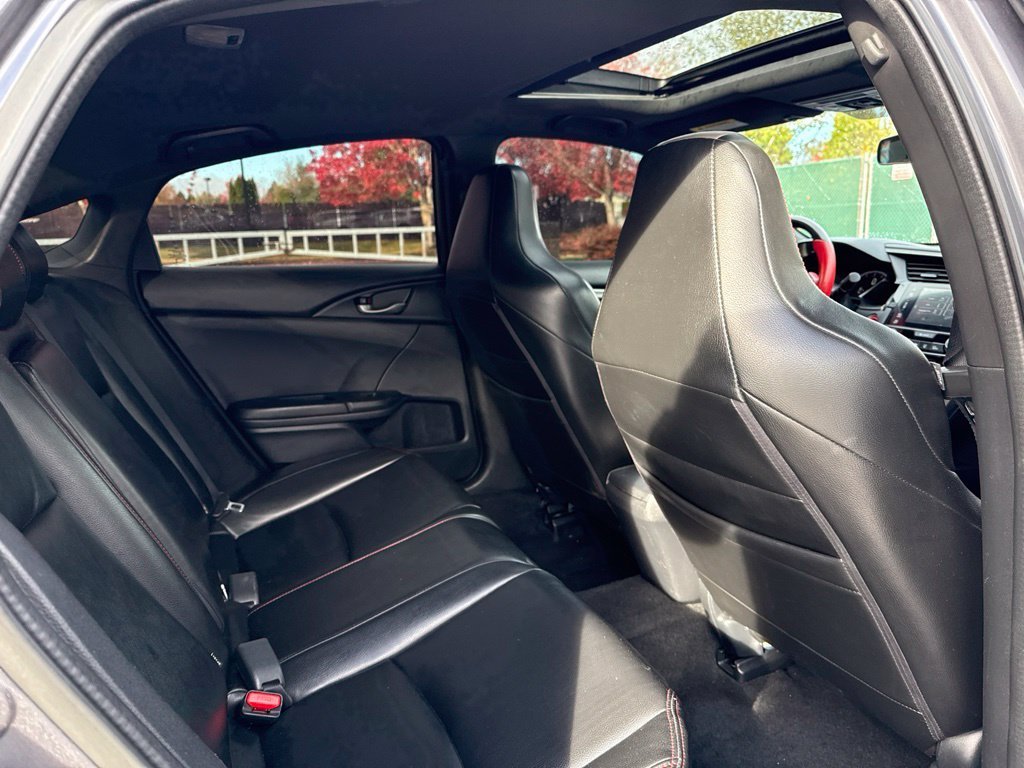 Used 2018 Modern Steel Metallic Honda Si image 21