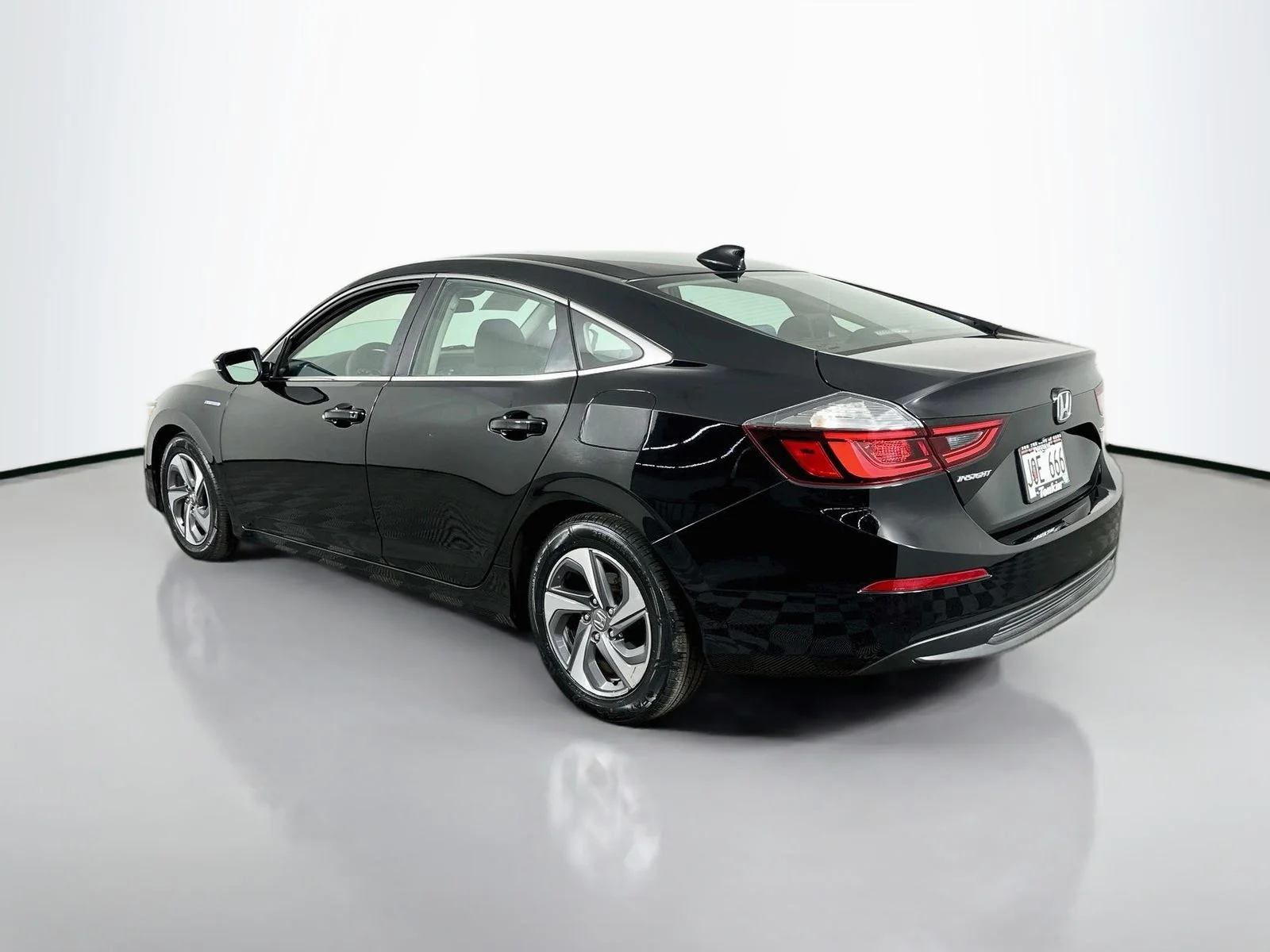 Used 2019 Crystal Black Pearl Honda EX image 5