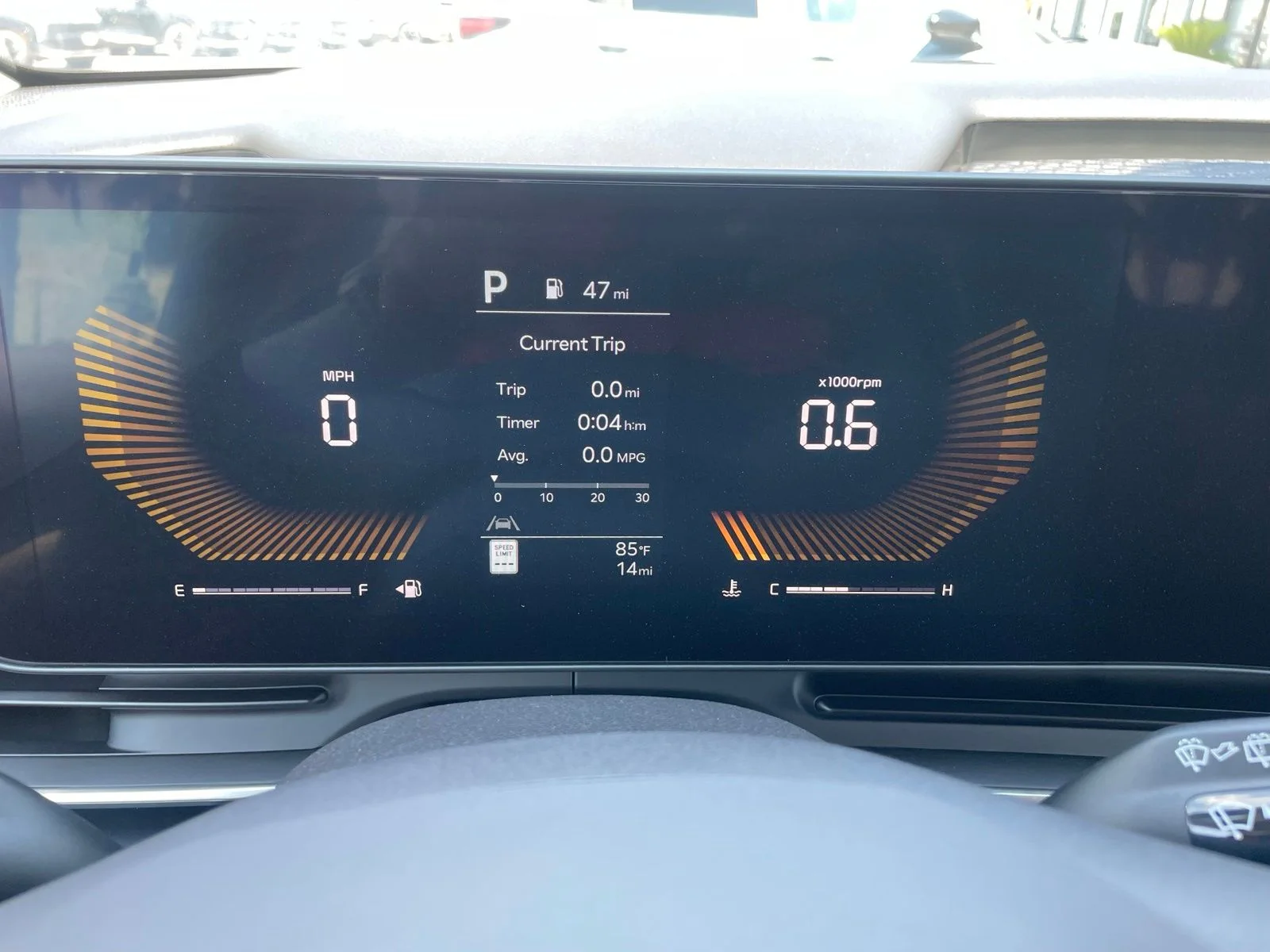 New 2027 White Kia LXS image 8