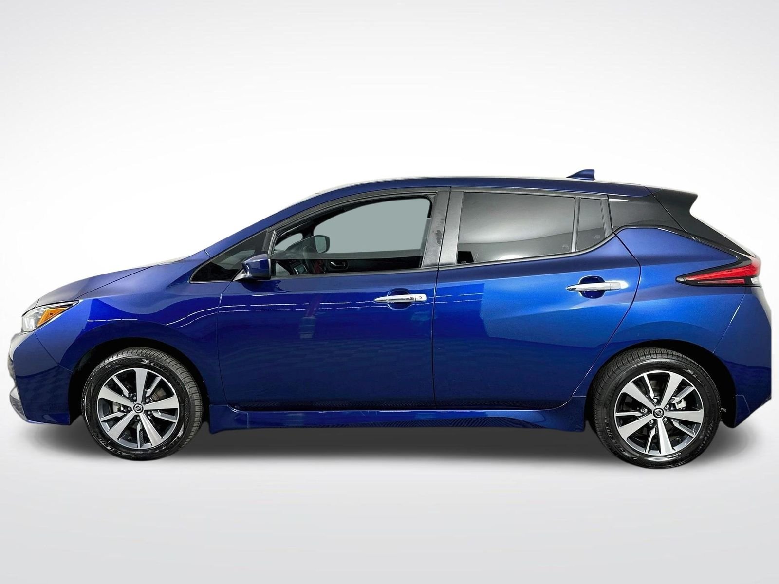 Used 2022 Deep Blue Pearl Nissan S Plus image 5