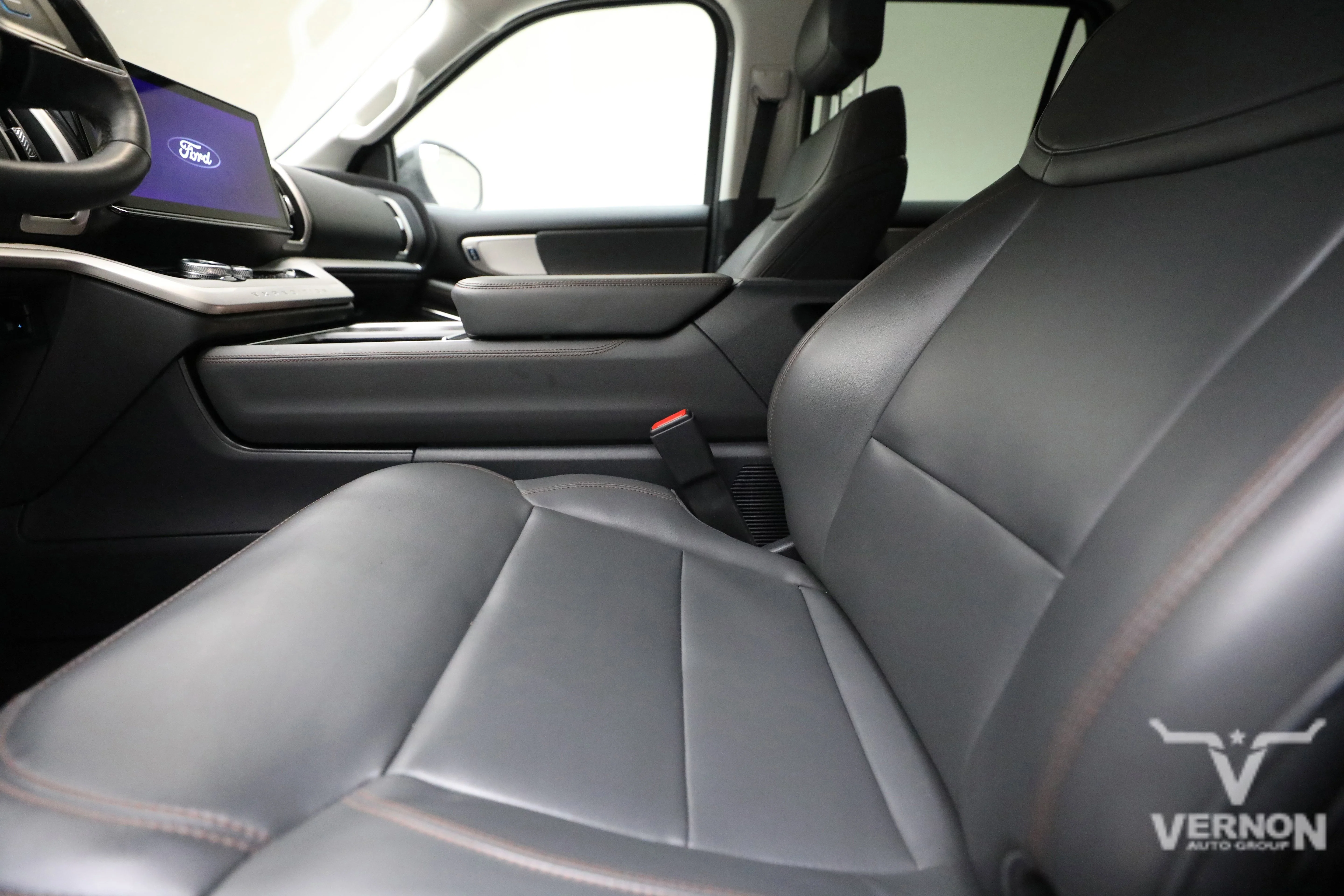 Pre-Owned 2025 Ford Expedition Active 4x4
