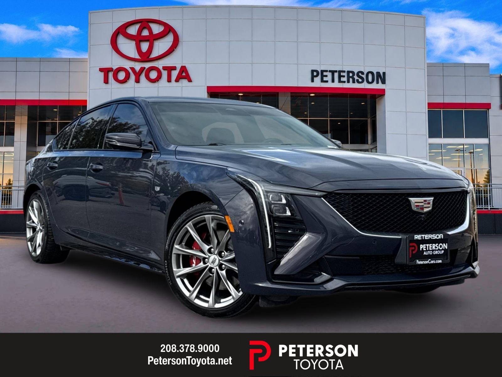Used 2025  Cadillac Sport image 1