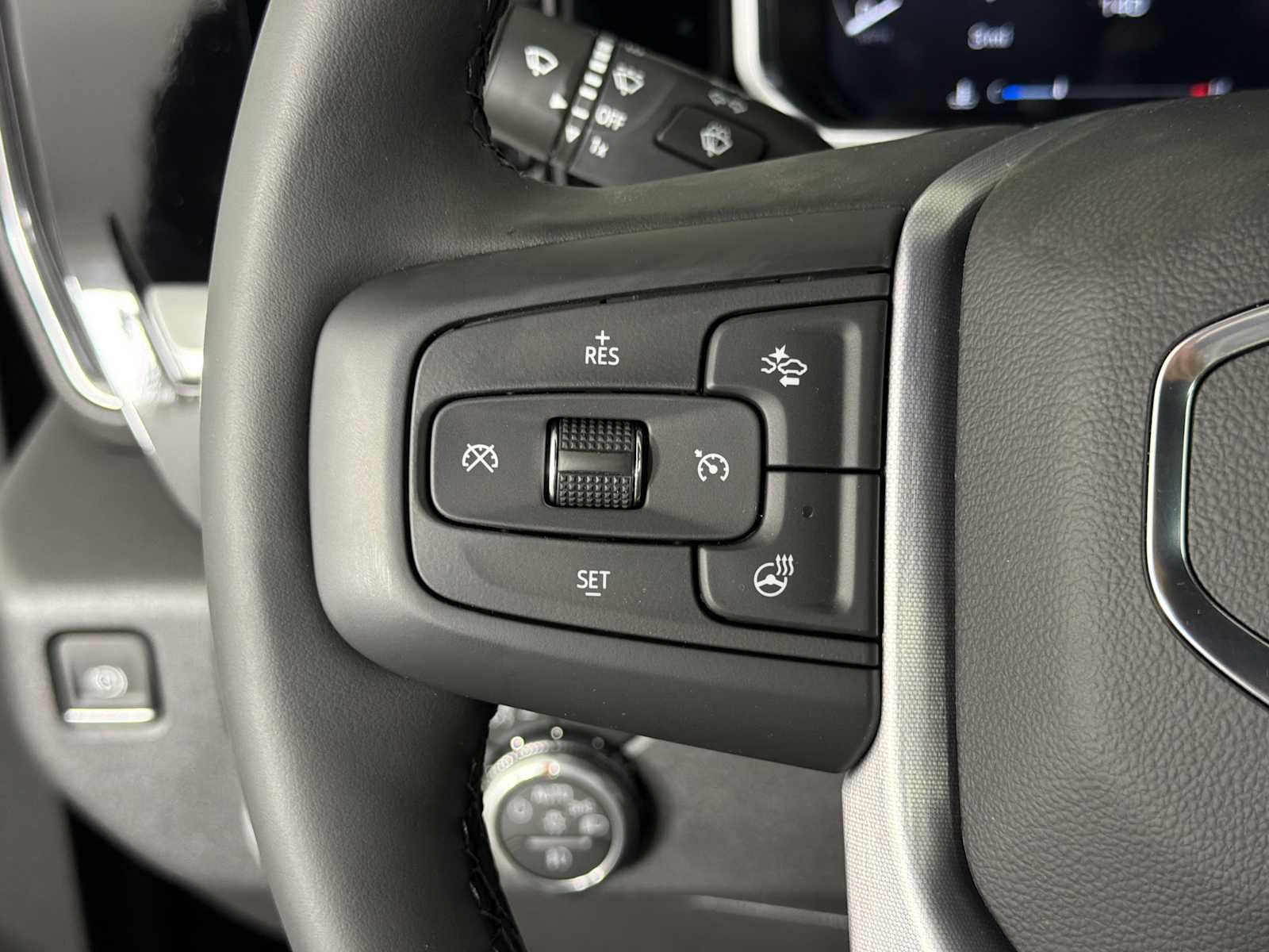 New 2026 Onyx Black GMC SLT image 24