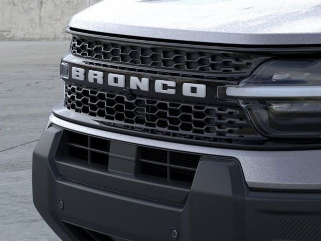New 2025 Carbonized Gray Metallic Ford Outer Banks® image 18