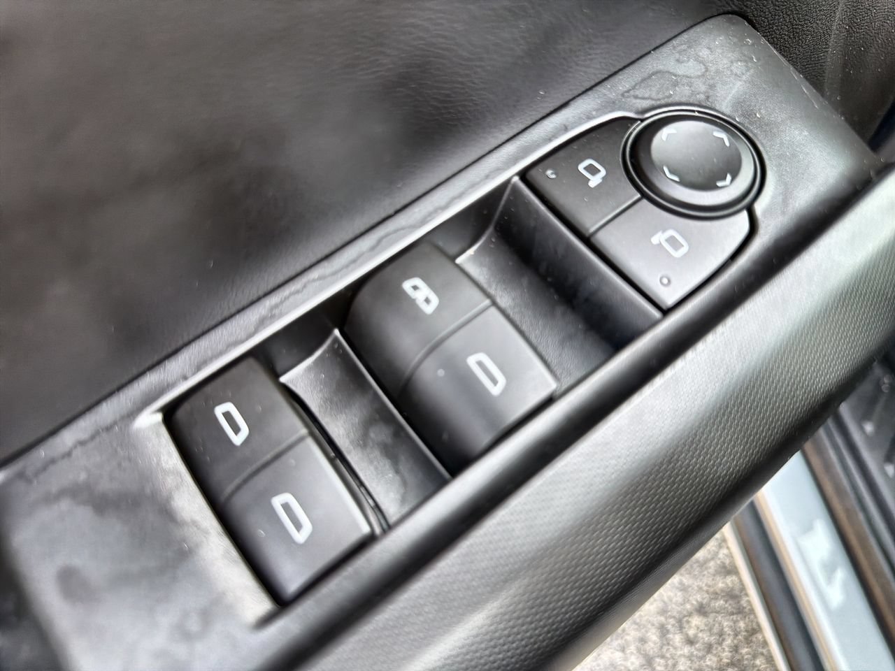 2026 GMC Canyon Elevation - Photo 19
