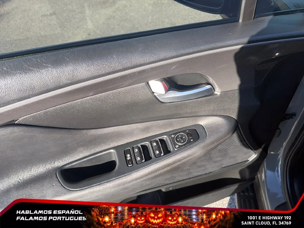 Used 2022 Gray Hyundai XRT image 13