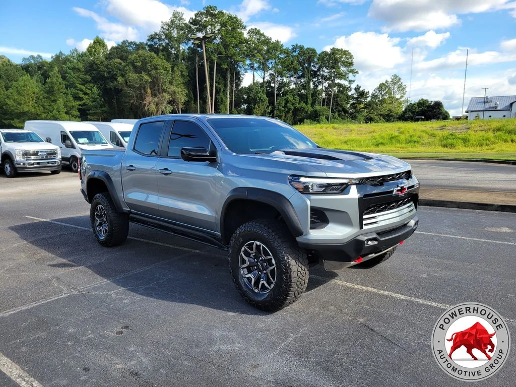 Used 2024 Gray Chevrolet ZR2 image 9