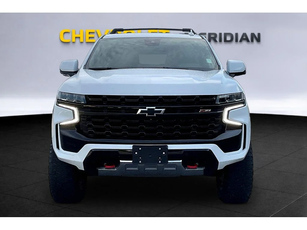 Used 2023 Summit White Chevrolet Z71 image 3