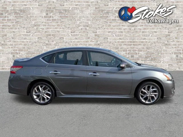 Used 2015 Gray Nissan SR image 2
