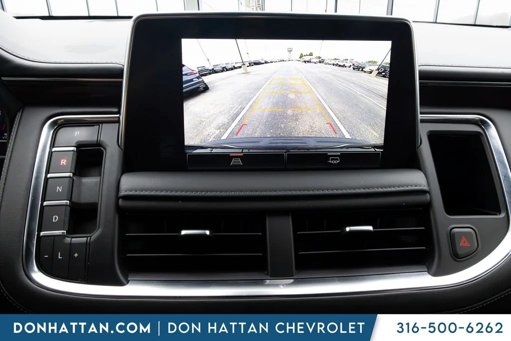 Used 2022 Black GMC SLE image 8