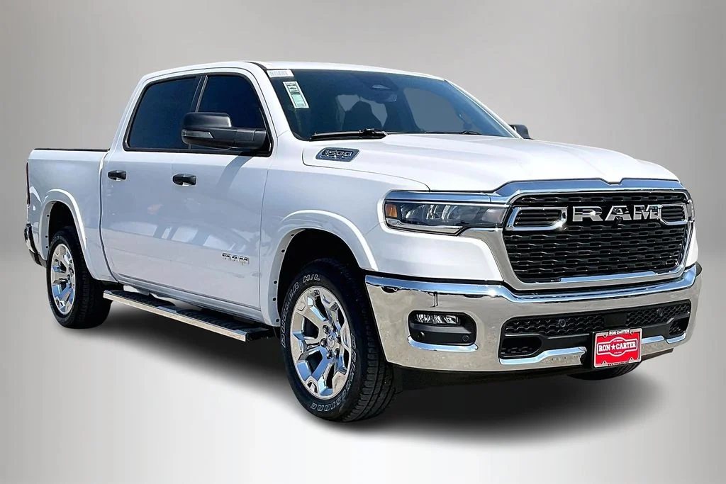 New 2026 Bright White Clear-Coat Exterior Paint RAM Big Horn/Lone Star image 1