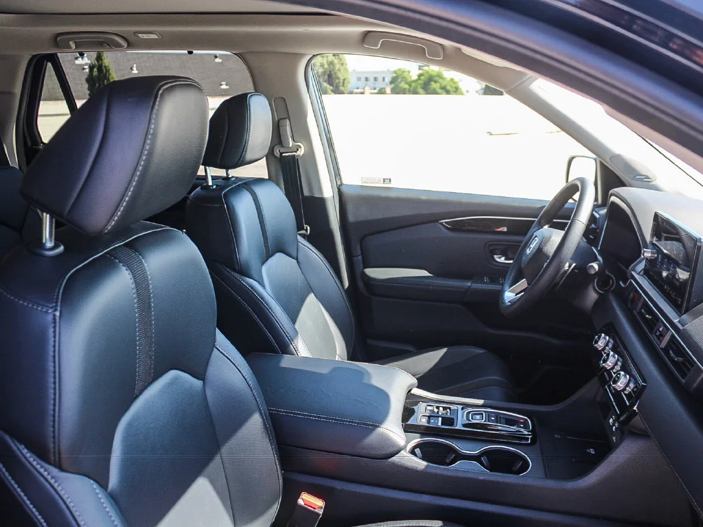 2025 Honda Pilot Touring - Photo 17