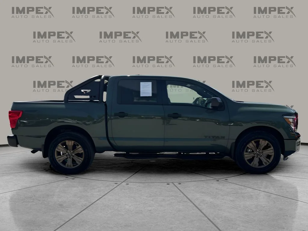Used 2024 Green Nissan SV image 6