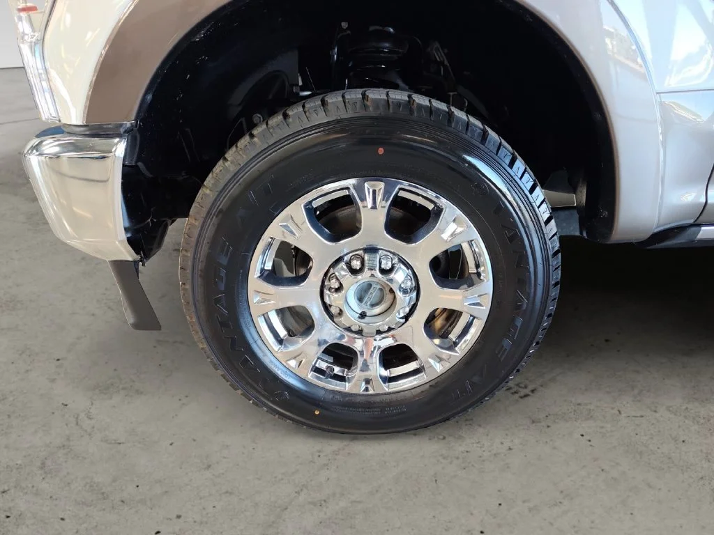 Used 2020 White Ford King Ranch image 13