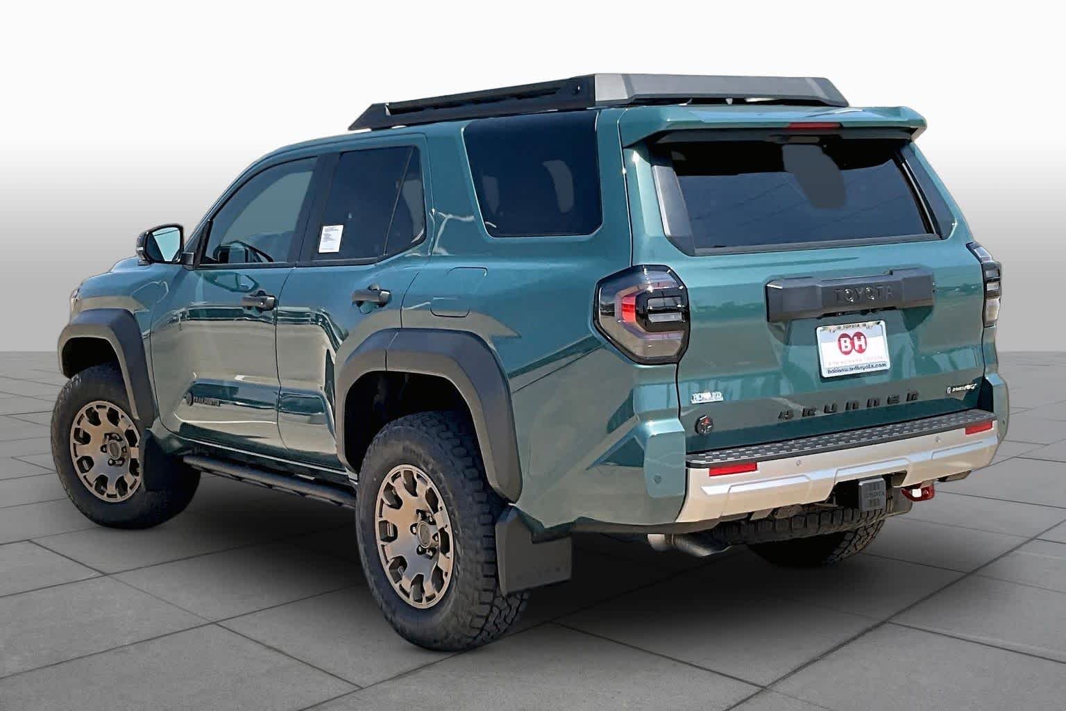 New 2026 Everest Toyota Hybrid Trailhunter image 12