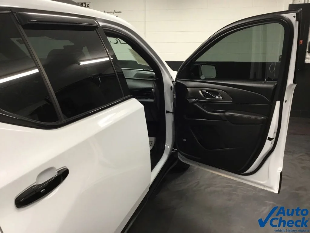 Used 2022 White Chevrolet Premier image 42