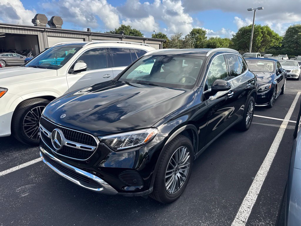 Certified Used 2026 Black Mercedes-Benz GLC 300 image 1